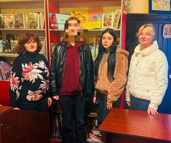 До бібліотеки завітали вихованці Сектора ювенальної пробації м. Рівне (28.10.2026)